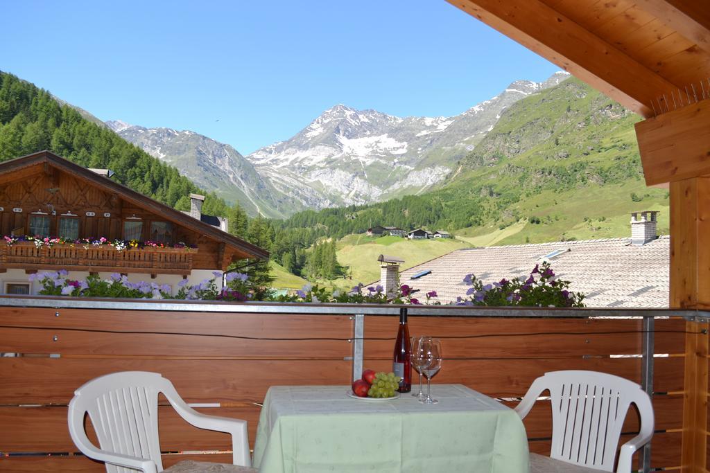 Alpshotel Bergland Pfelders Exterior photo