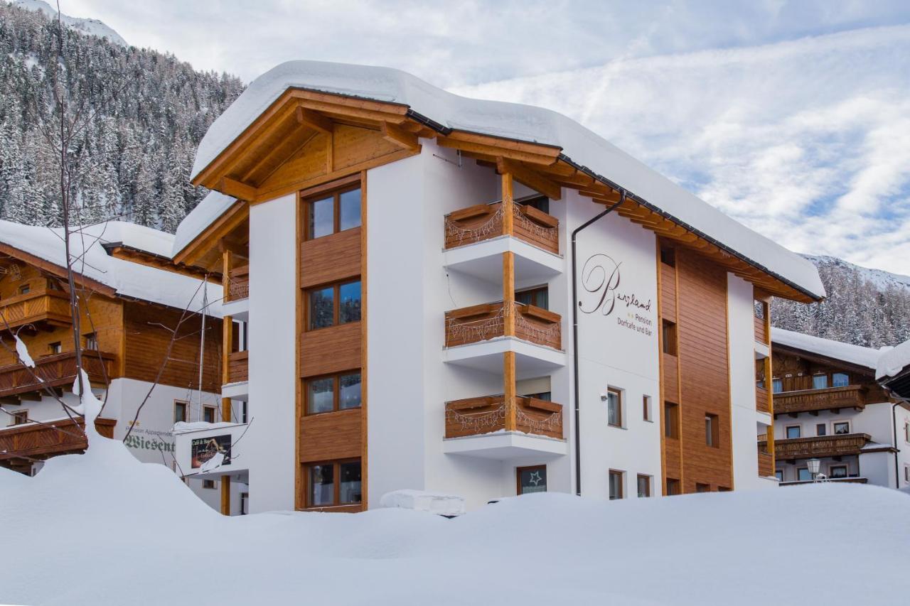 Alpshotel Bergland Pfelders Exterior photo
